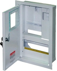 s0100016 Шкаф распределительный e.mbox.stand.w.f1.10.z под однофазный счетчик+ 10 мод. встраиваемый замком - Метэнерго